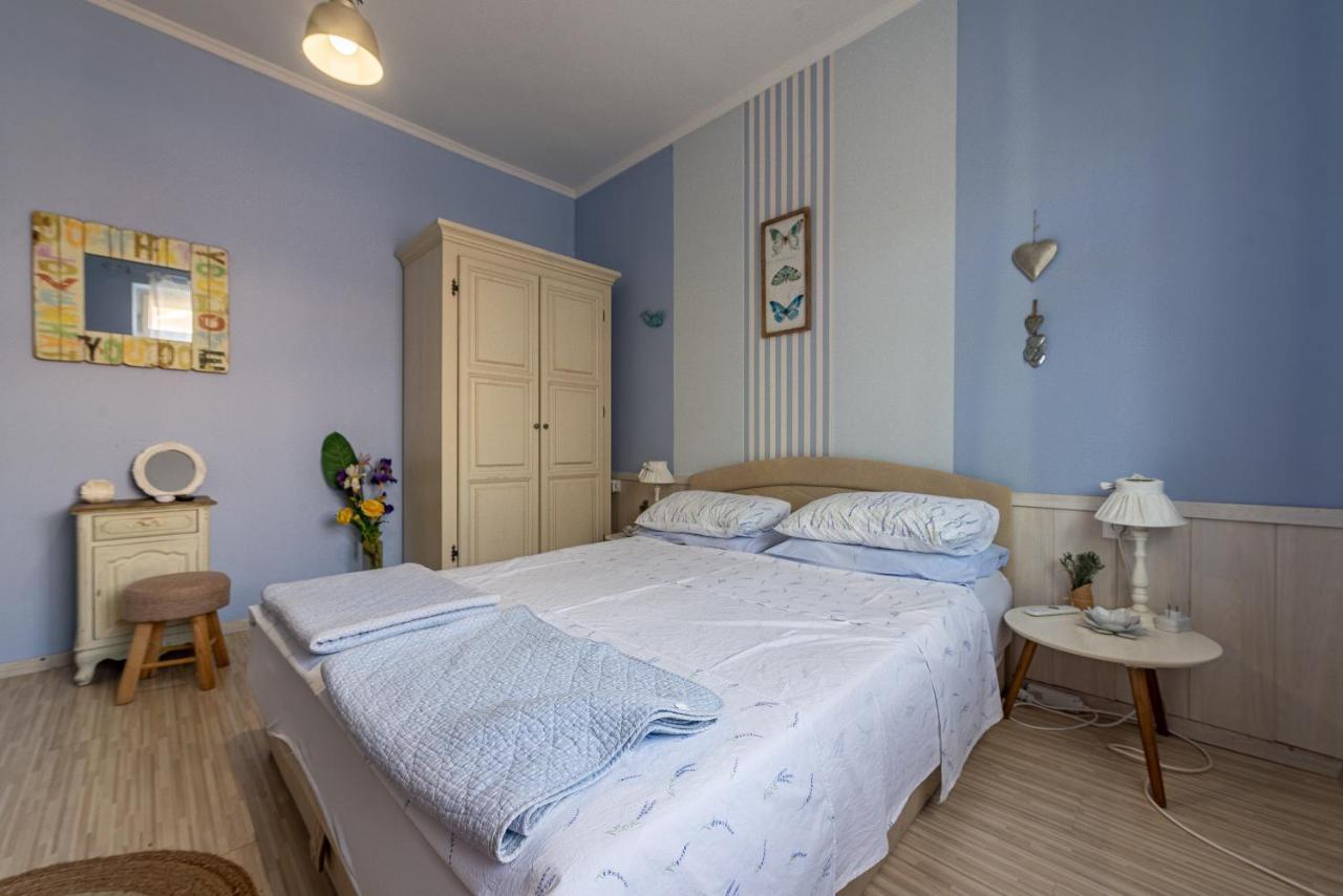 Villa Ivano Apartmani Biograd Na Moru Extérieur photo