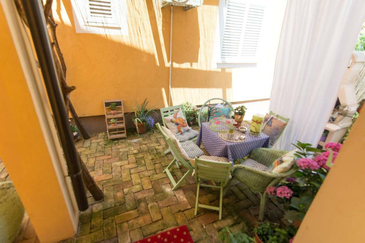 Villa Ivano Apartmani Biograd Na Moru Extérieur photo